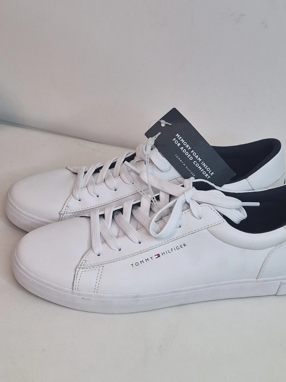 Tommy Hilfiger Men's White Leather Sneaker